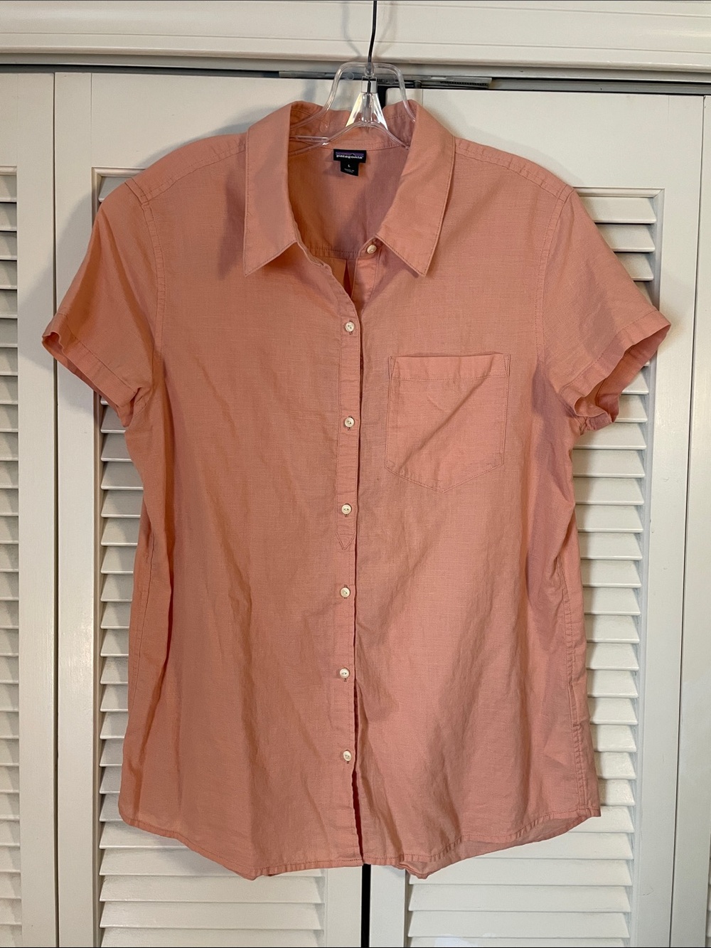 Patagonia Lightweight A\C Short-Sleeve Button Down Shirt Sz L Coral